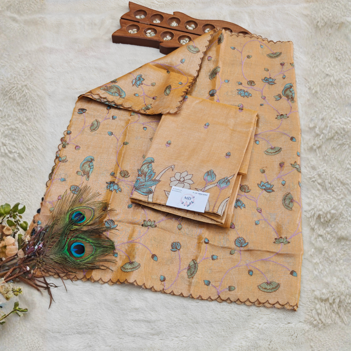 Tissue Linen / Honey Gold / Golden Beige