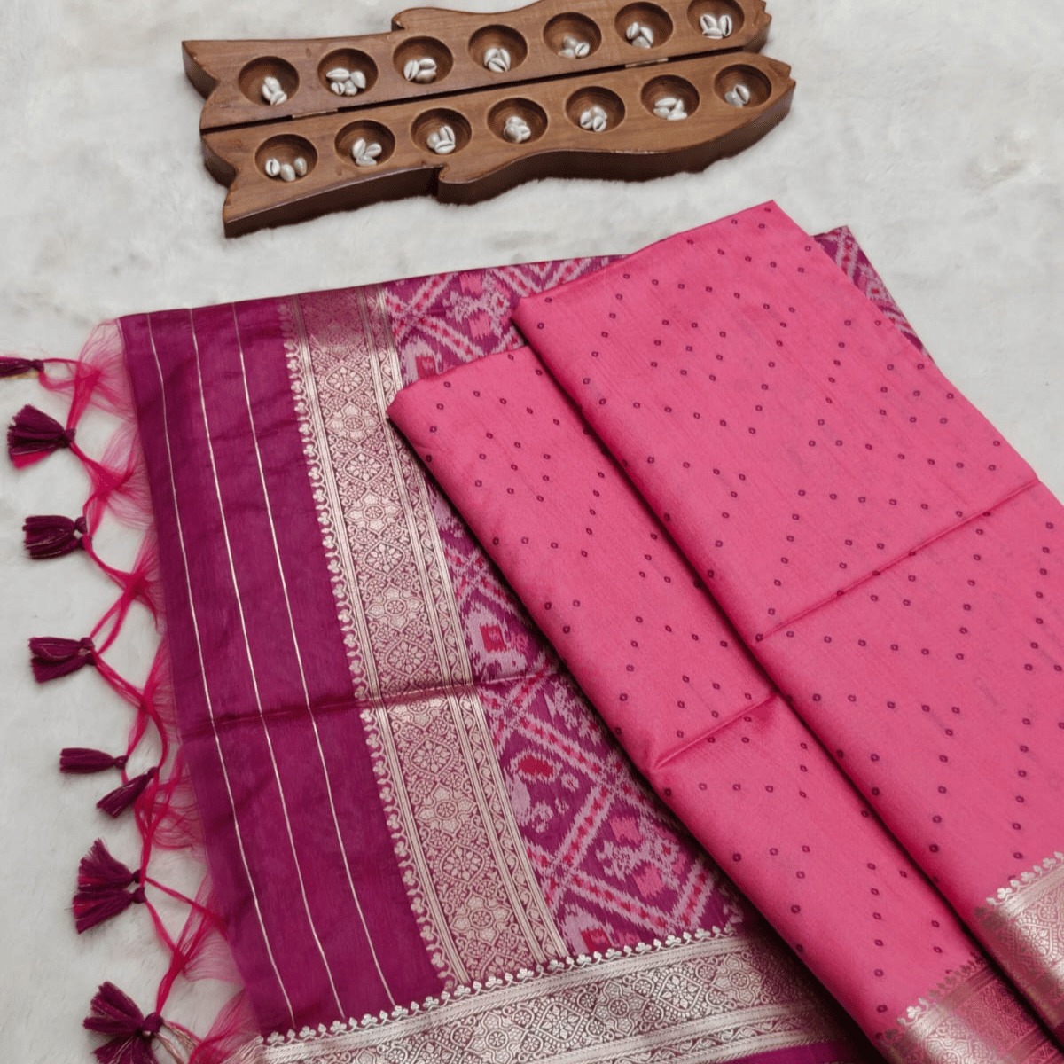 Tussar Banarasi semi saree( Deep Magenta Fuchsia Violet)